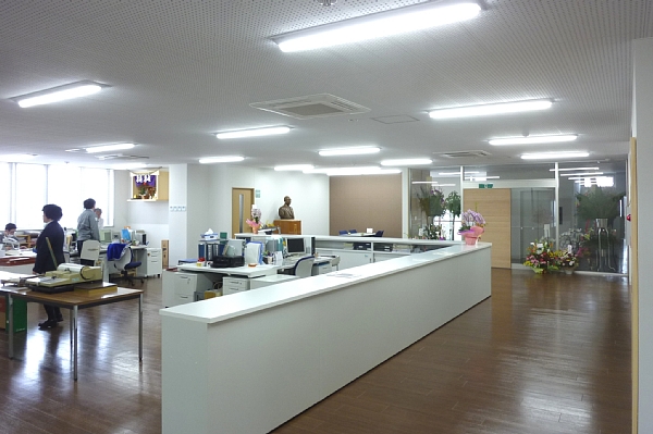 千田工業事務室.jpg